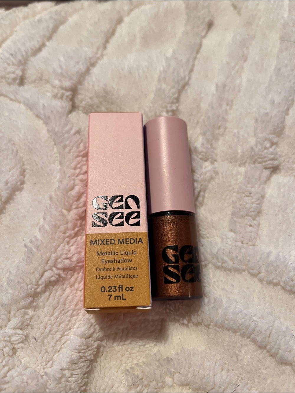 Gen See Mixed Media Metallic Liquid Eyeshadow — Moneypenny
